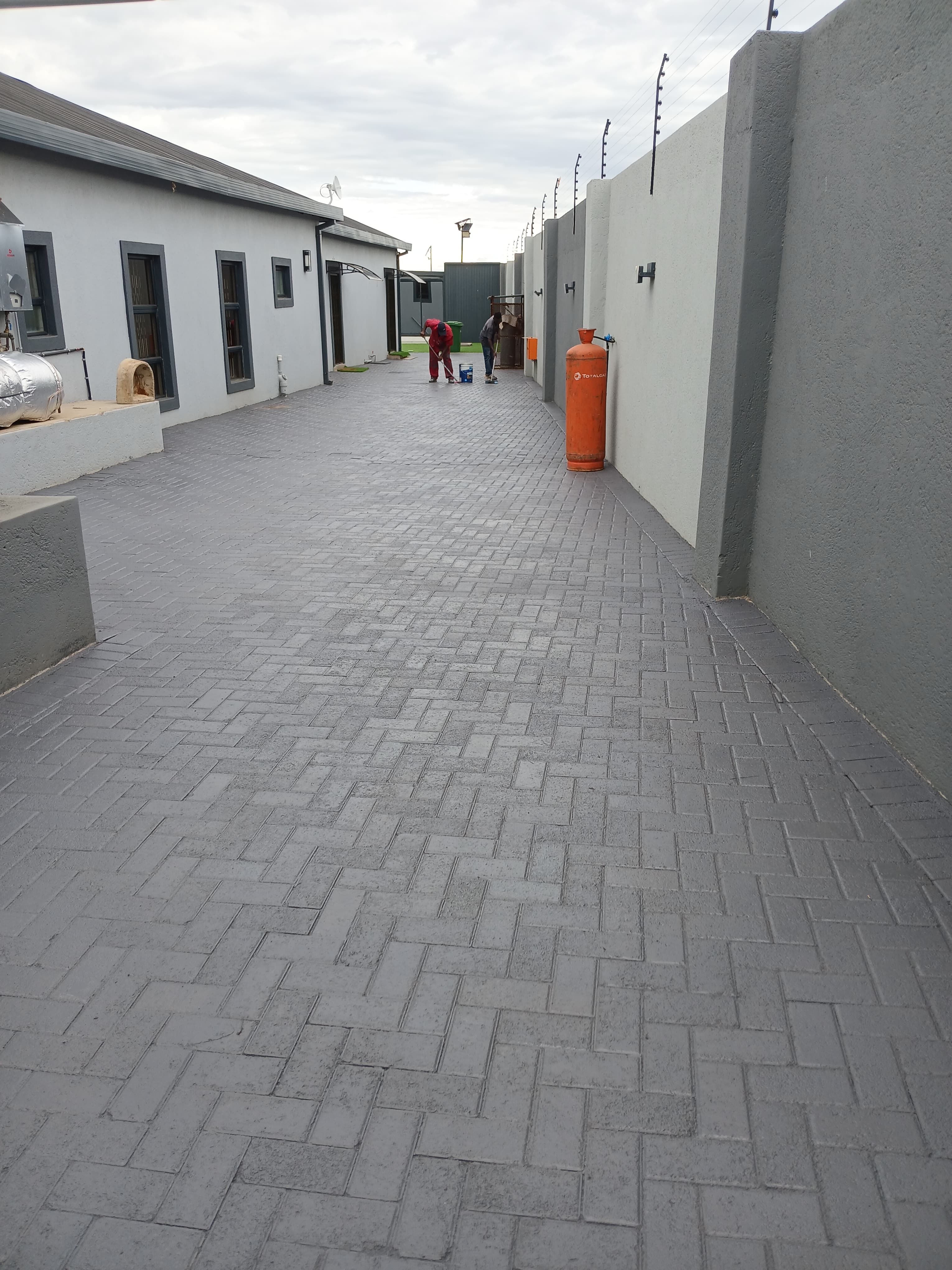 Roof tile replacement